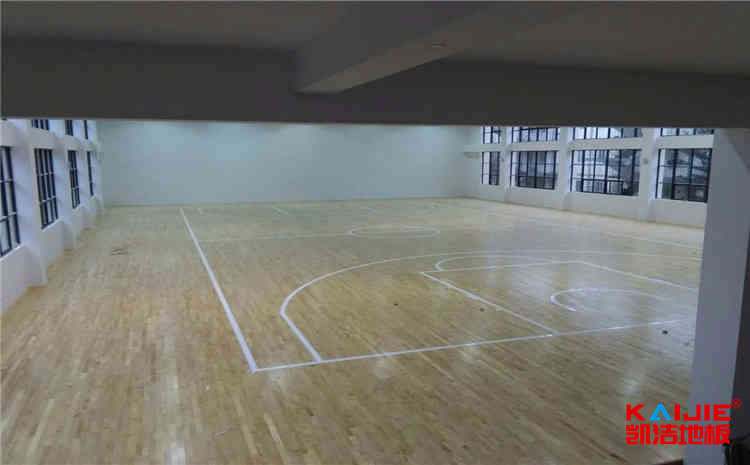 減少體育場館安全隱患，24mm企口體育木地板正中紅心！