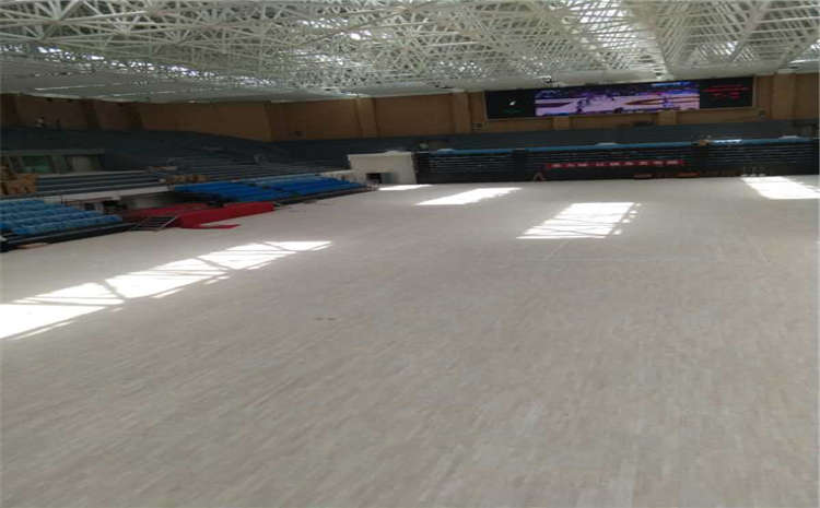 五角楓體育運(yùn)動地板施工技術(shù)方案