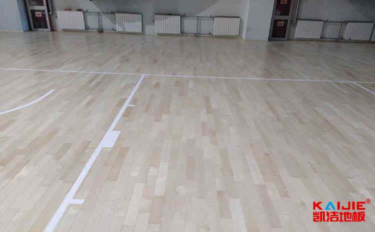 籃球場木地板怎么翻新？